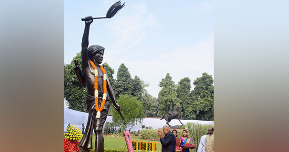 Delhi: Vice President Jagdeep Dhankhar pays floral tributes to tribal leader Birsa Munda on Janjatiya Gaurav Diwas